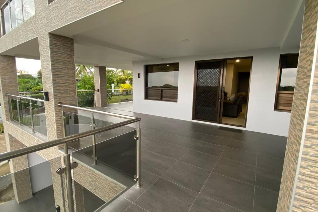 לאוטוקה Lovely 4-Bedroom Holiday Home With Free Parking. מראה חיצוני תמונה