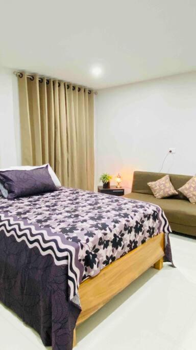 לאוטוקה Lovely 4-Bedroom Holiday Home With Free Parking. מראה חיצוני תמונה